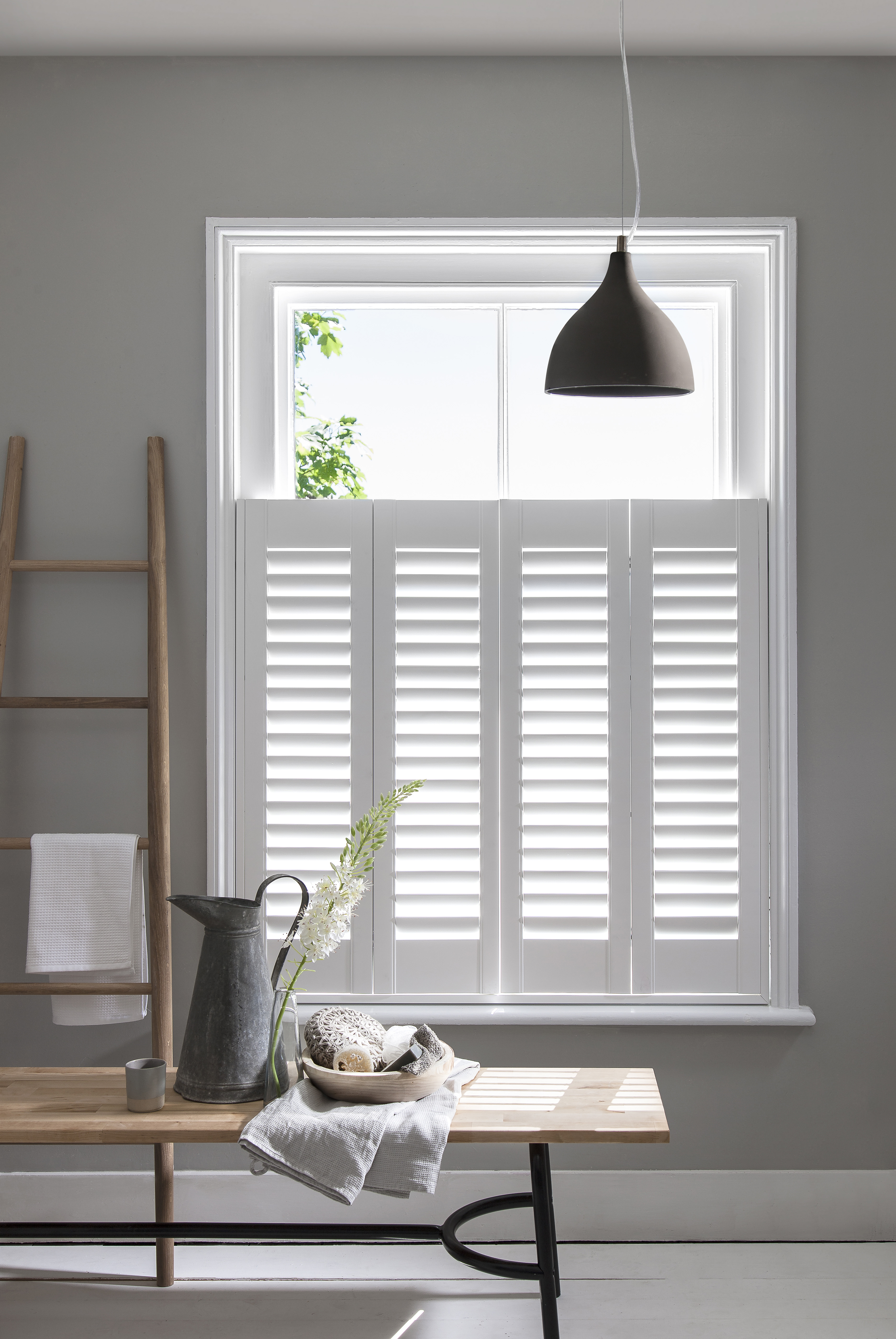 Café style shutters